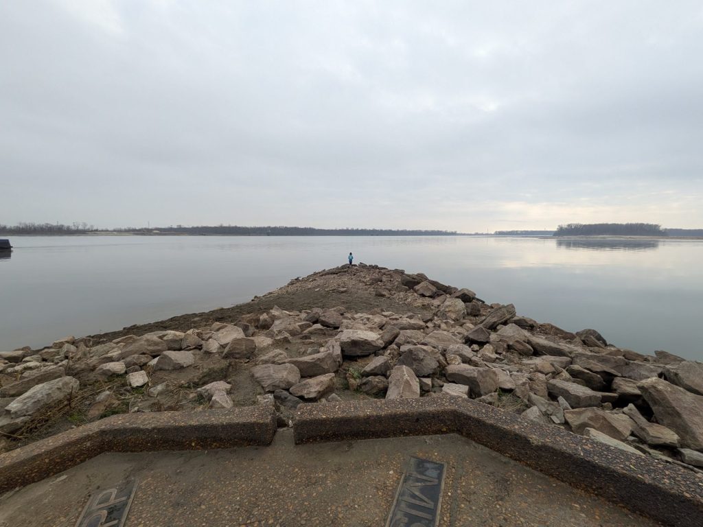 Confluence Point State Park - Edge 2
