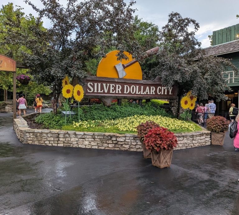 Silver Dollar City: A St. Louisan’s Guide to the Branson Theme Park
