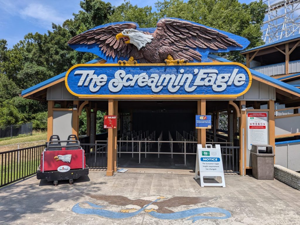 Six Flags St. Louis - Screamin' Eagle
