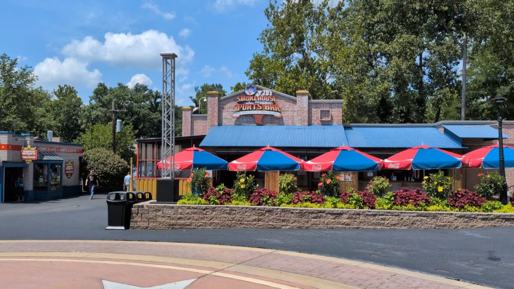 JB's Smokehouse in Six Flags St. Louis