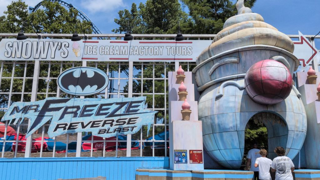 Six Flags St. Louis - Mr. Freeze