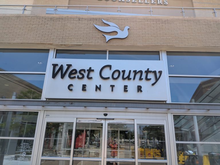 West County Center: A Top Indoor Mall in St. Louis