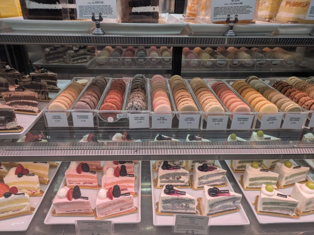 Tous Les Jours in the Delmar Loop