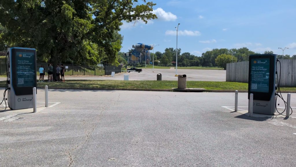 Six Flags St. Louis General Parking and RV / Bus Parking