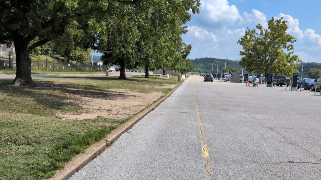Six Flags St. Louis Parking and Grassy Median