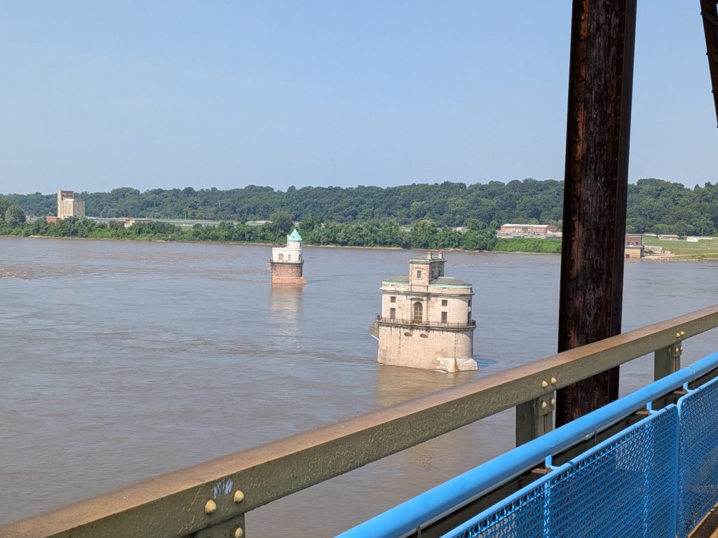 Old Chain of Rocks Bridge