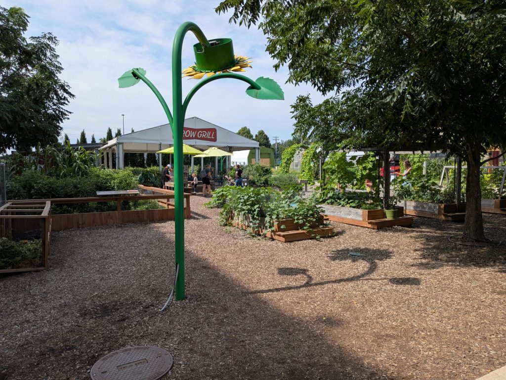 Saint Louis Science Center - GROW 1