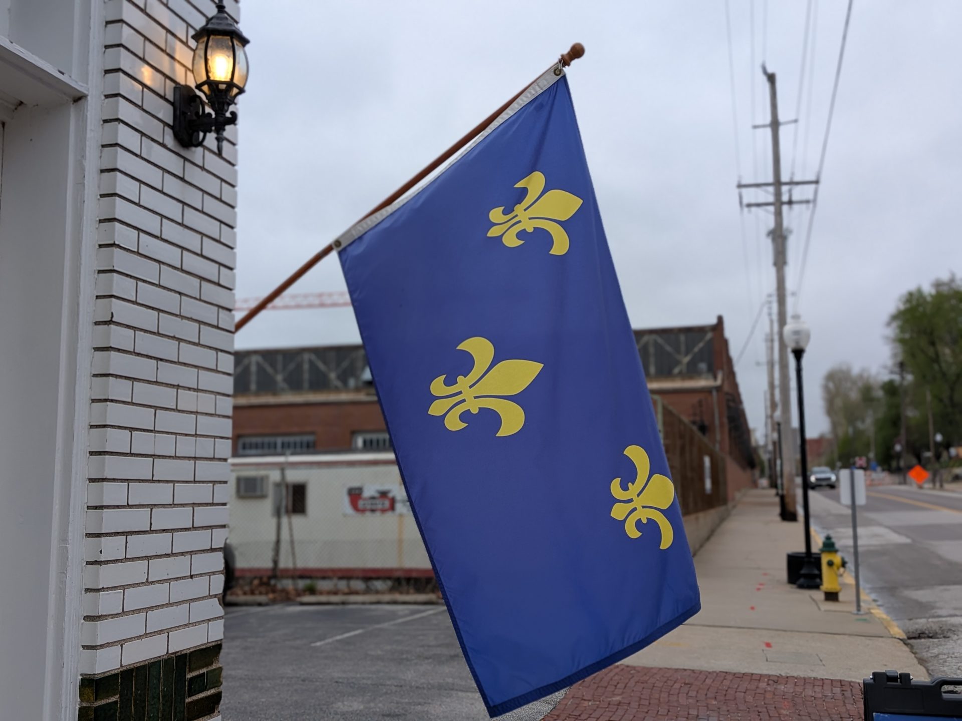 Frenchtown 7 - Hanging Flag