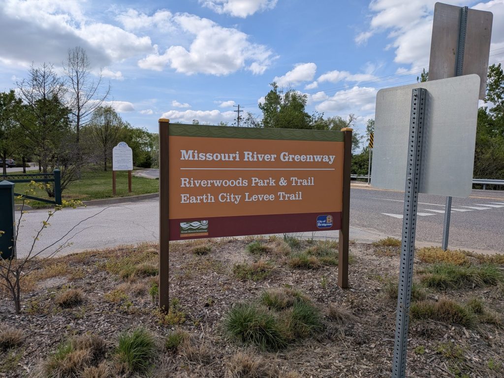 Riverwoods Park and Trail 2 - Sign