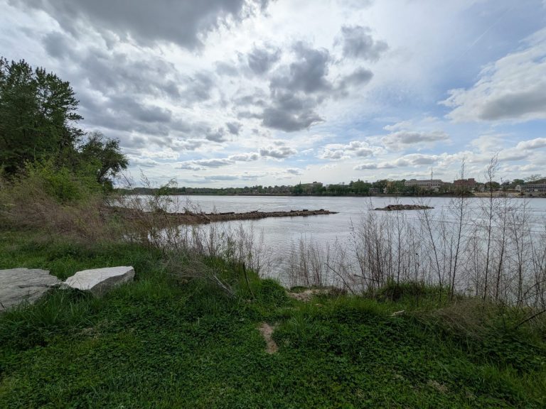 Riverwoods Park and Trail 6 - Riverfront