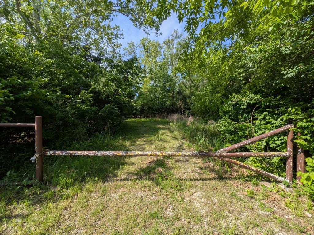 Route 66 State Park 13 - South Loop Path Entrance