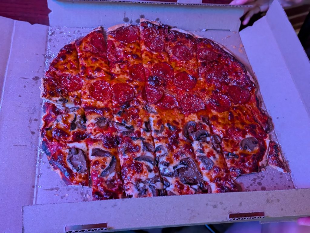 BJ's Bar and Restaurant 12 - Pizza