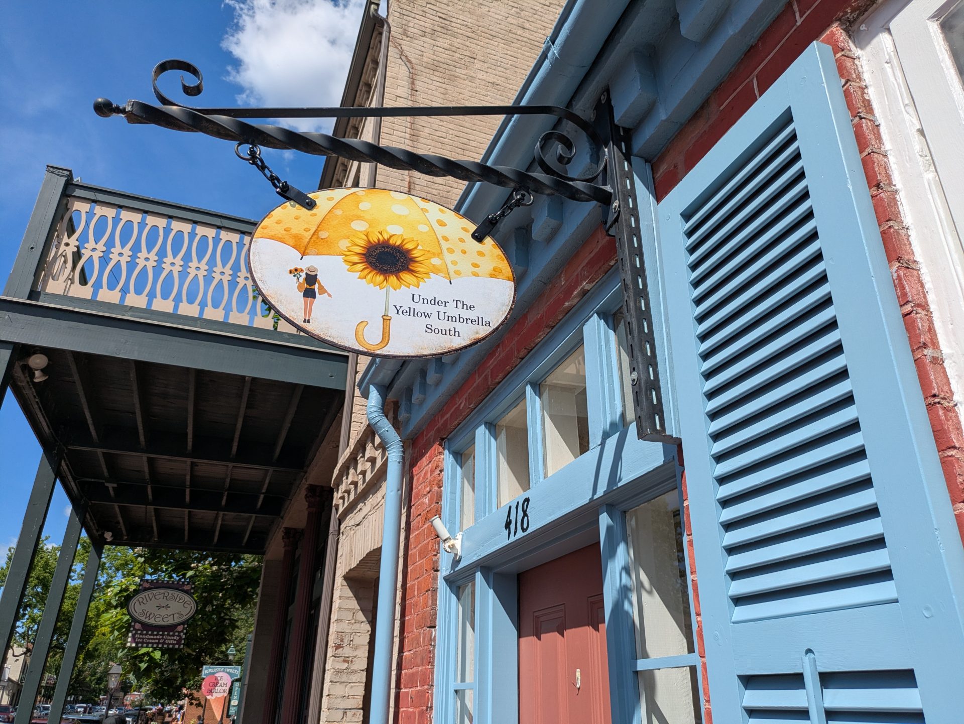 Under the Yellow Umbrella South